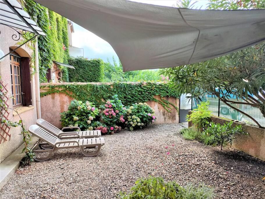 Apartmán Le Petit Goudarguais Goudargues Exteriér fotografie
